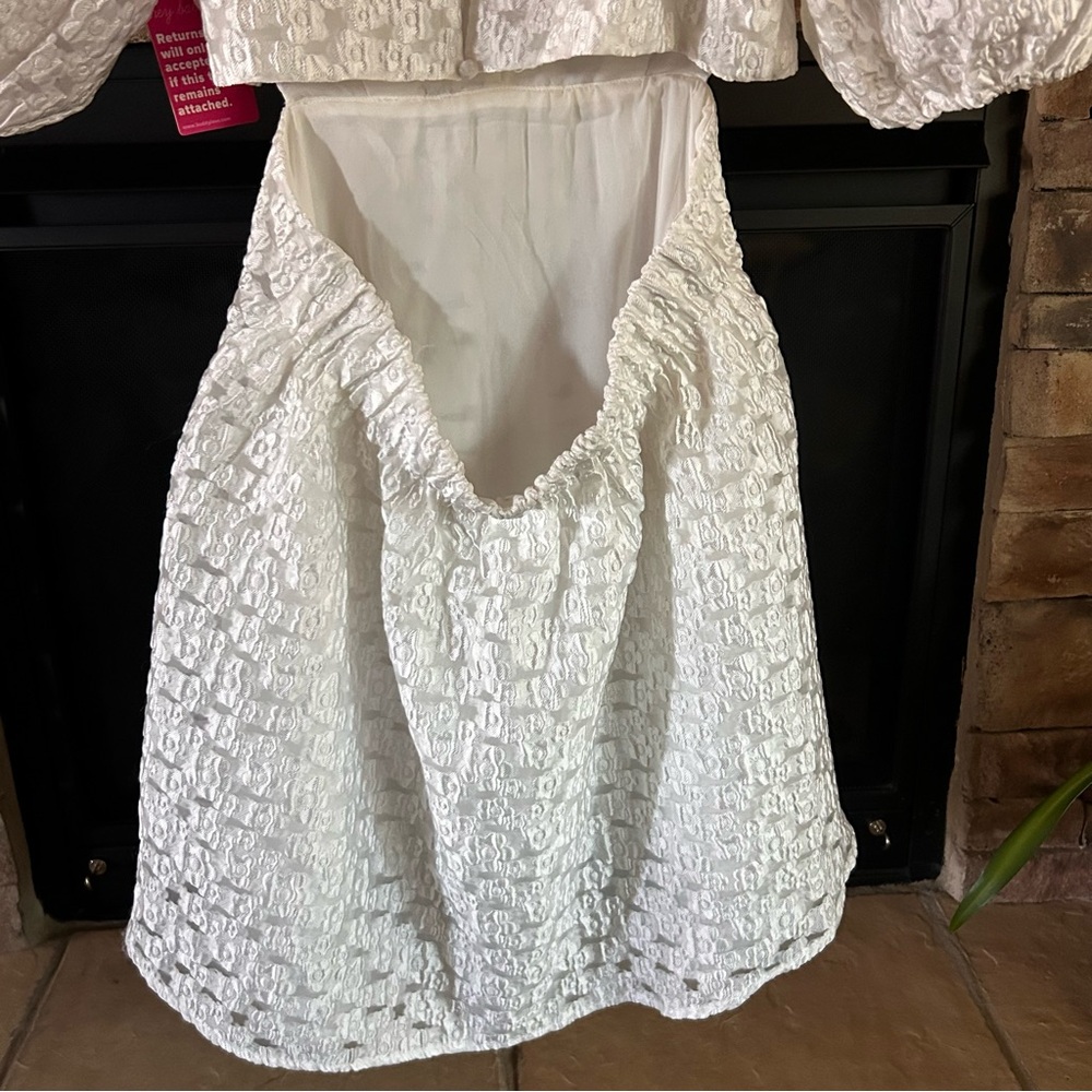 White Puff Sleeve Cutout Waist Fit & Flare Mini Dress Fits like a XS-Small - Picture 10 of 12